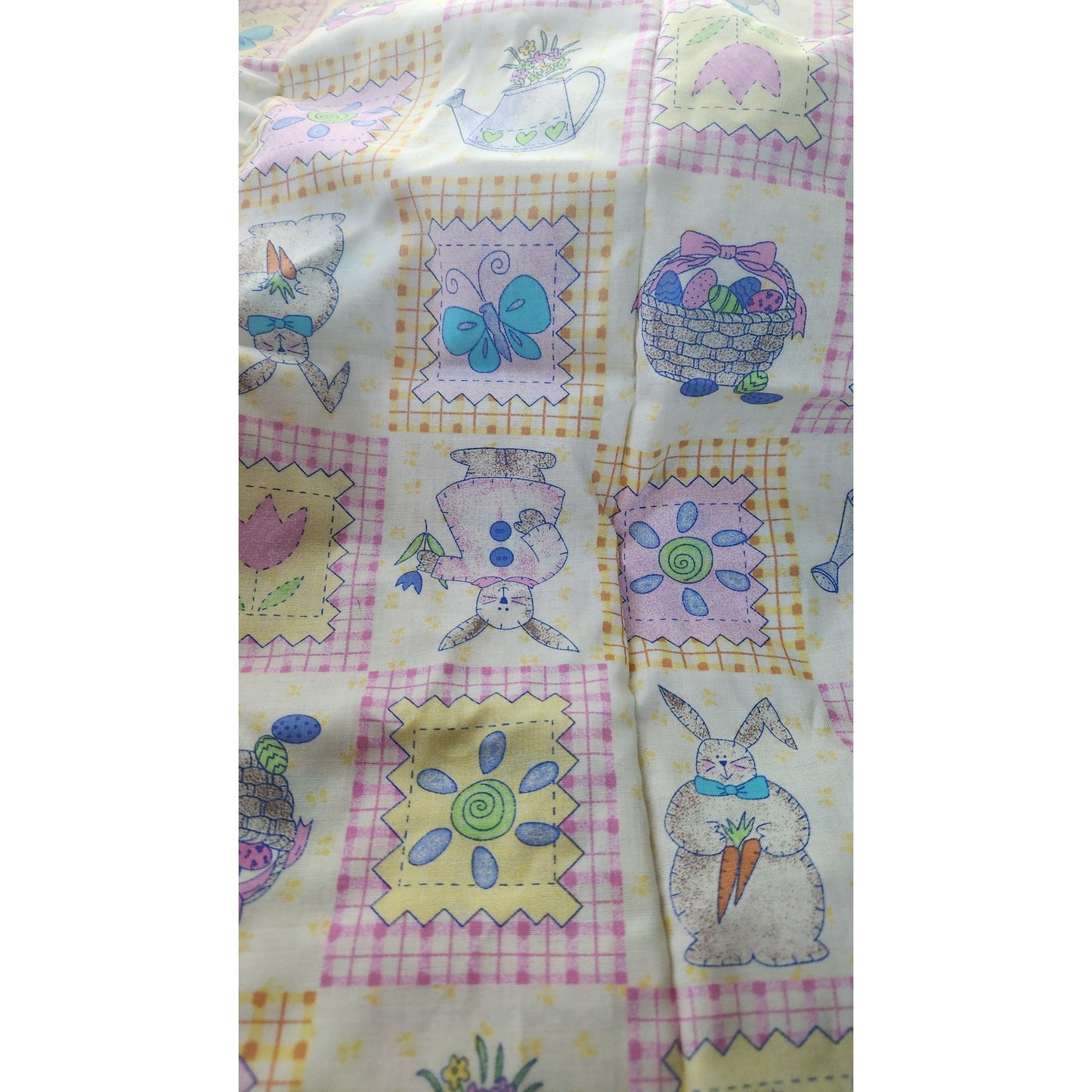 Material Yellow Easter Stiches # 6608 Spring Industries 44 x 40  Cotton Fabric Crafting Clothing Quilting