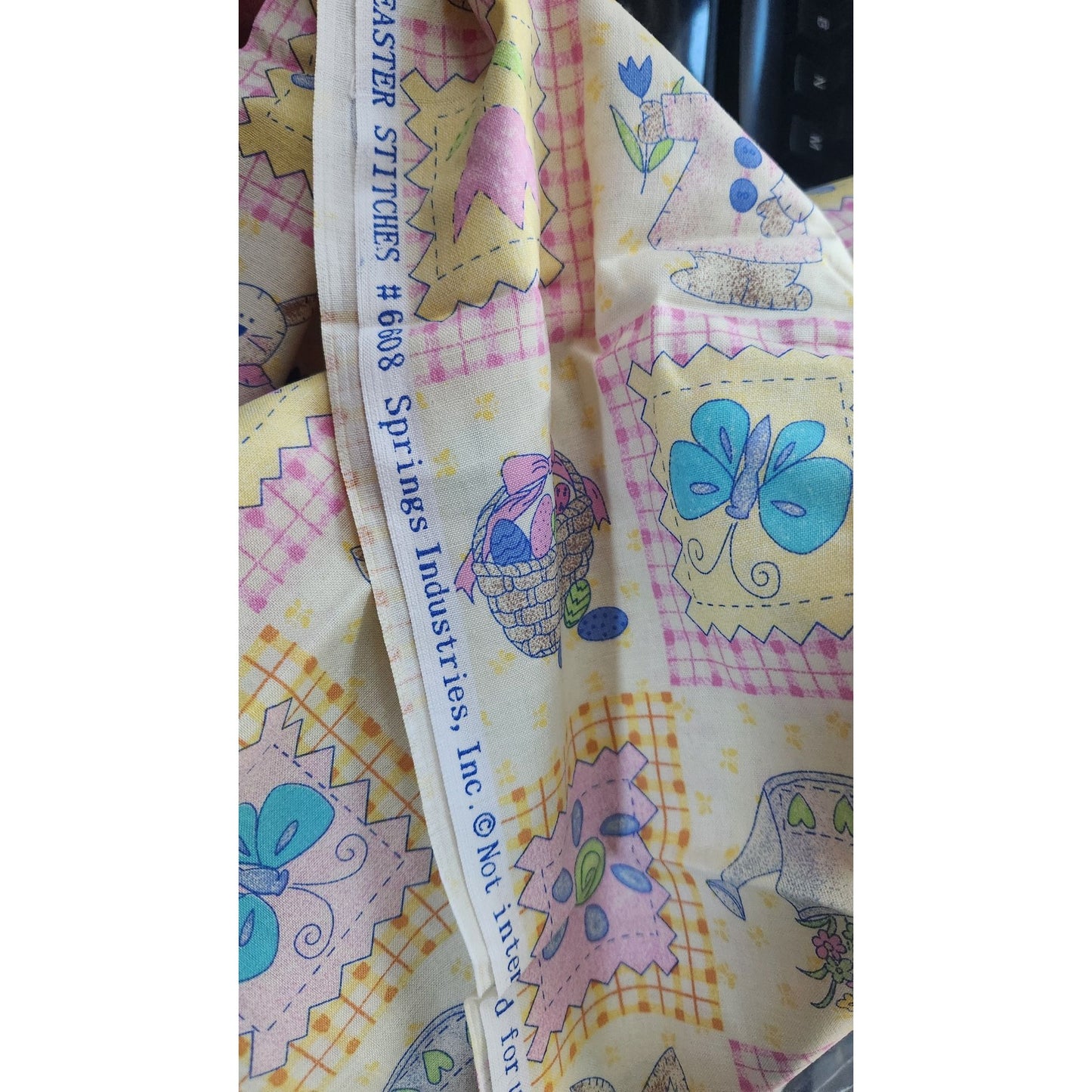 Material Yellow Easter Stiches # 6608 Spring Industries 44 x 40  Cotton Fabric Crafting Clothing Quilting