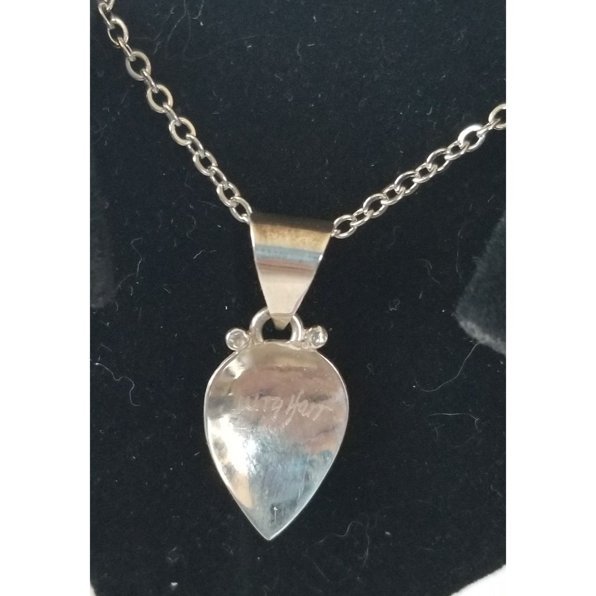 Necklace Silver Garnet  4.6  gr 23 ct  3 cm  x 3 cm  16" chain
