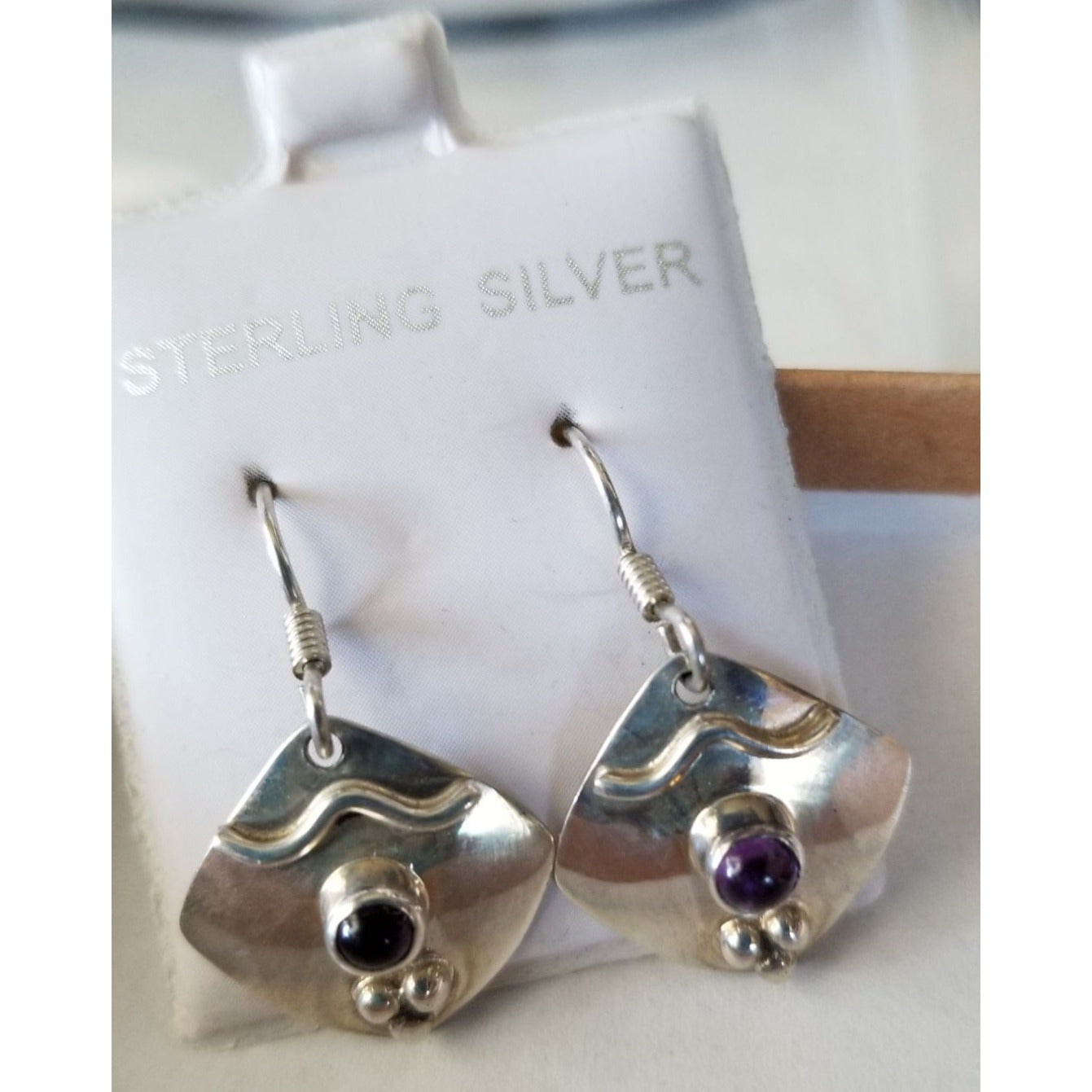 Earrings Silver Amethyst  4.4 Gr  22 ct  2 cm  x 2 cm  Square 0.5 cm Silver