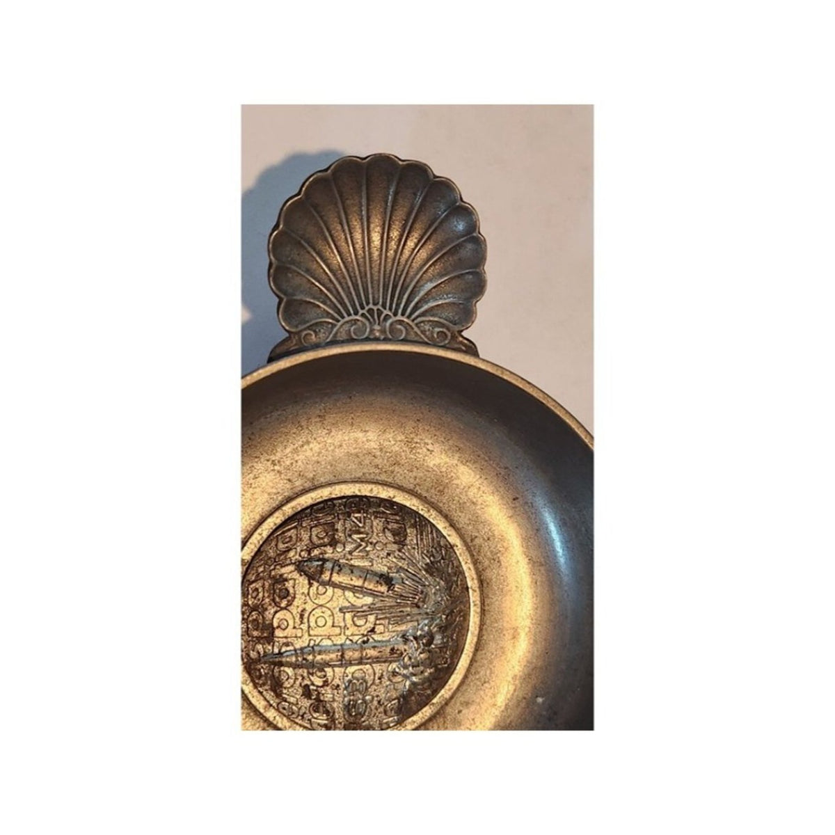 Sommeliers tasting cup Les Etains De France A shallow, silver tastevin tradition