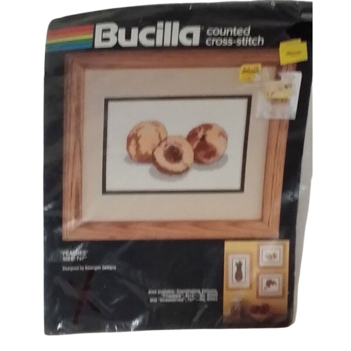 Craft Bucilla Counted Cross Stitch Peaches  7 x 7 Aida cloth Embroidery Floss