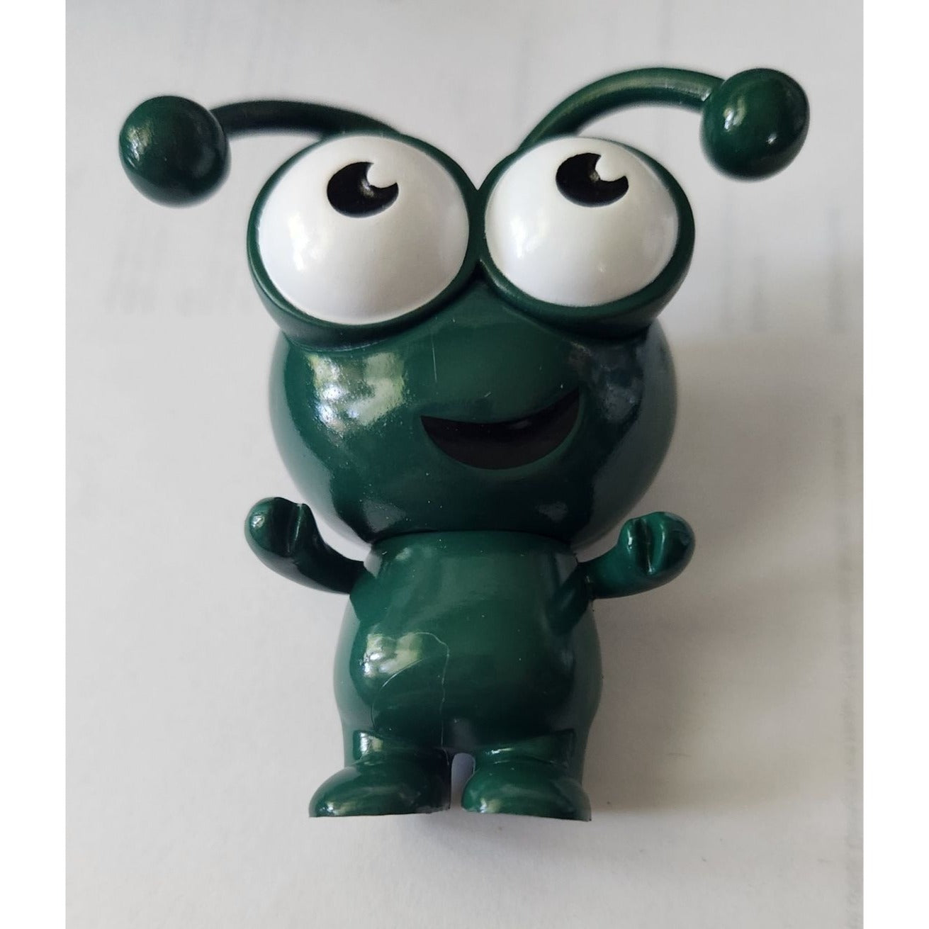 Cricut Cutie Emerald Collectible Figurine 7.6cm Tall Ages 12+ Cute Desk Buddy