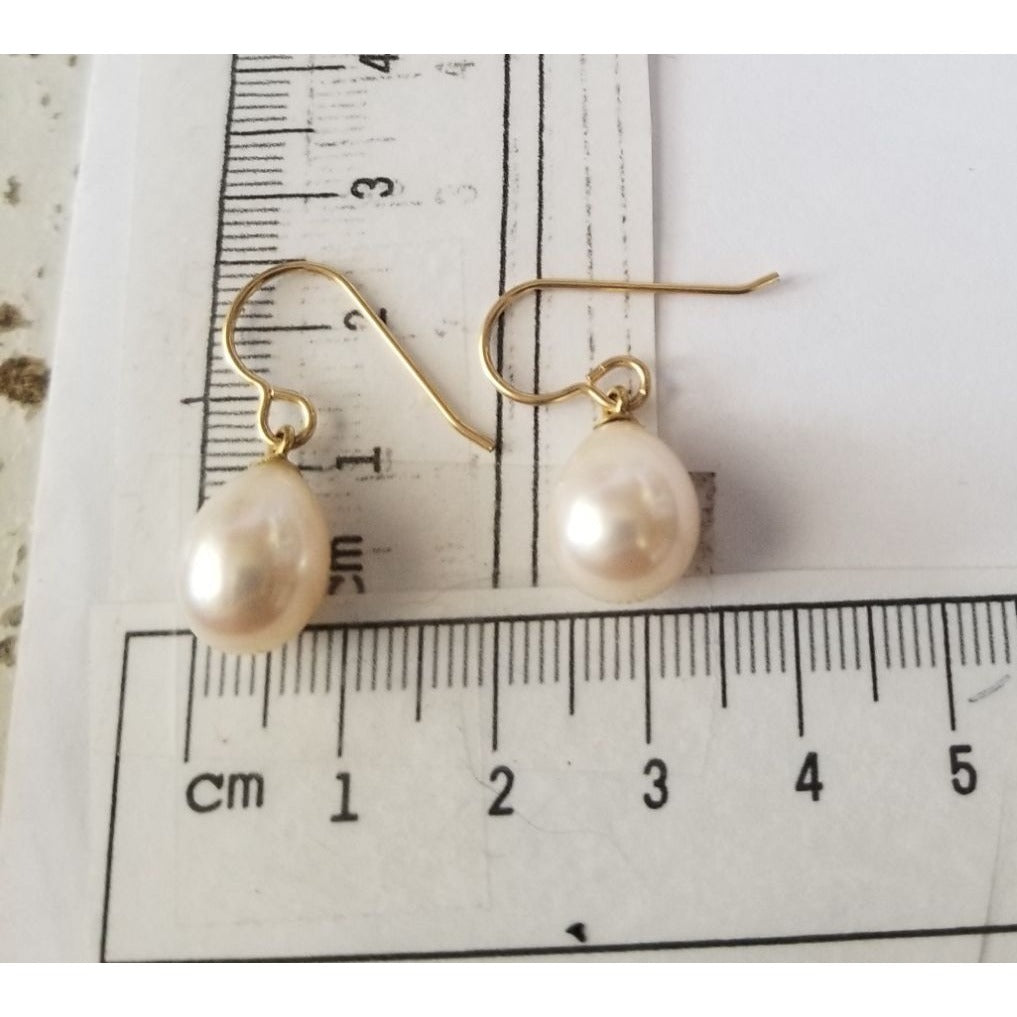Earrings Pearl White Gold Hooks 3.7 Gr  18.5 ct  1 cm x 1 cm Oval