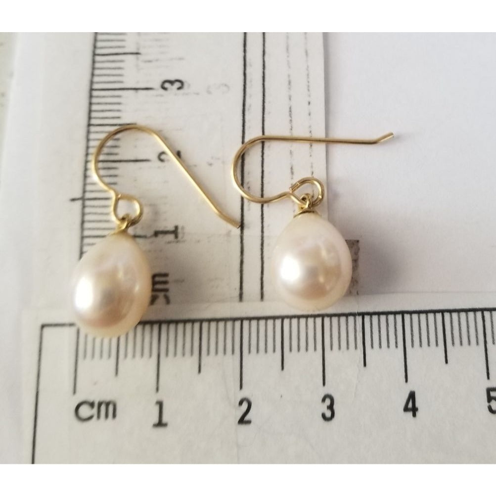 Earrings Pearl White Gold Hooks 3.7 Gr  18.5 ct  1 cm x 1 cm Oval