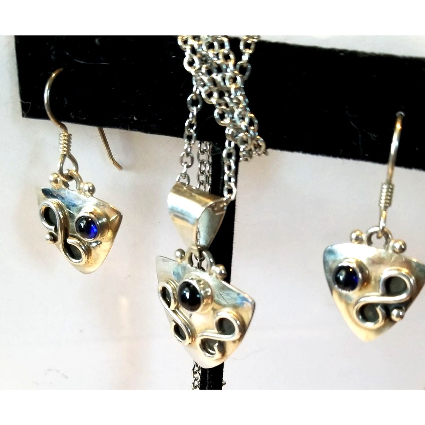 3 Pcs Onyx Earrings Necklace Silver  10 gr 50 ct  2 x  3 cm  2 cm  x 2  cm  16" chain