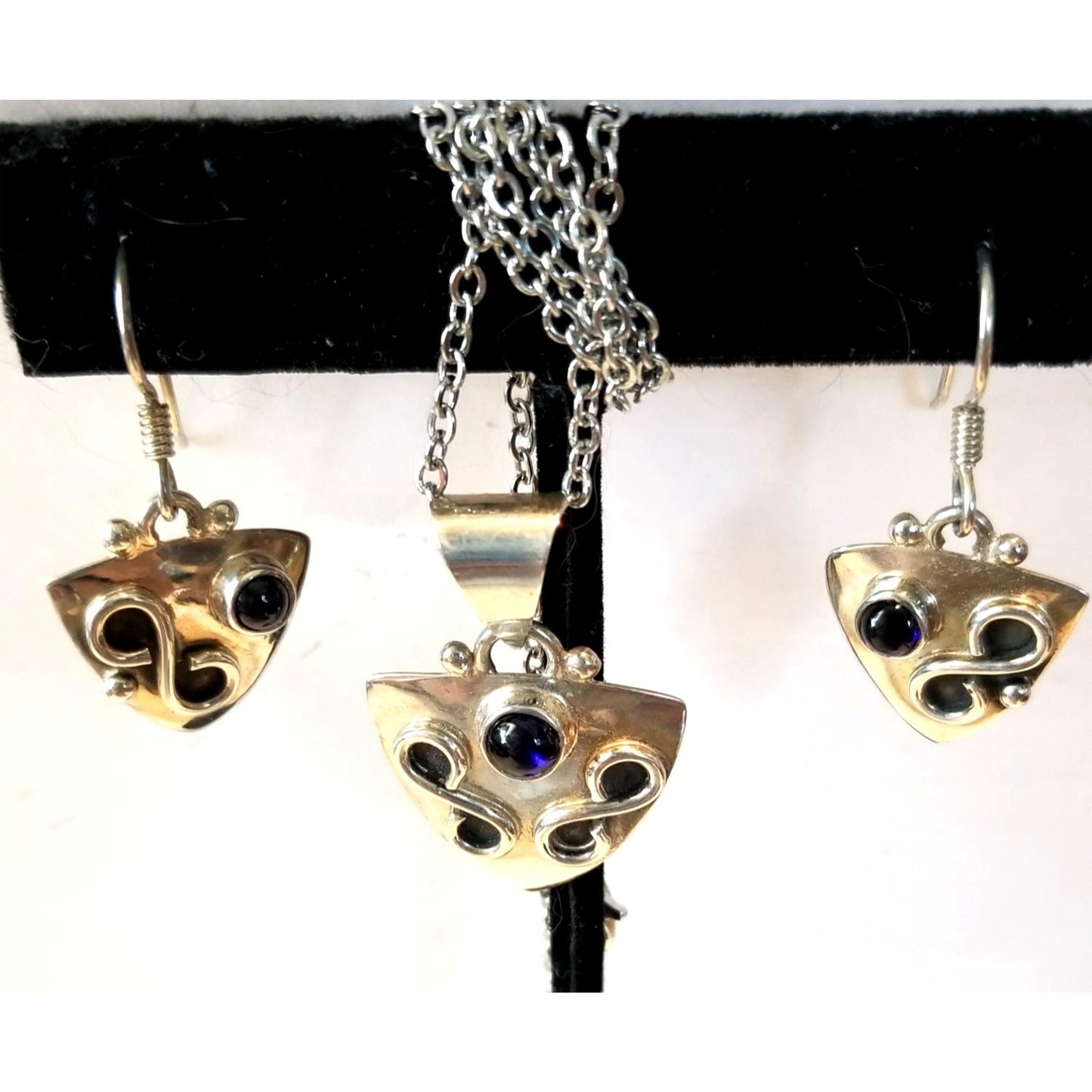 3 Pcs Onyx Earrings Necklace Silver  10 gr 50 ct  2 x  3 cm  2 cm  x 2  cm  16" chain