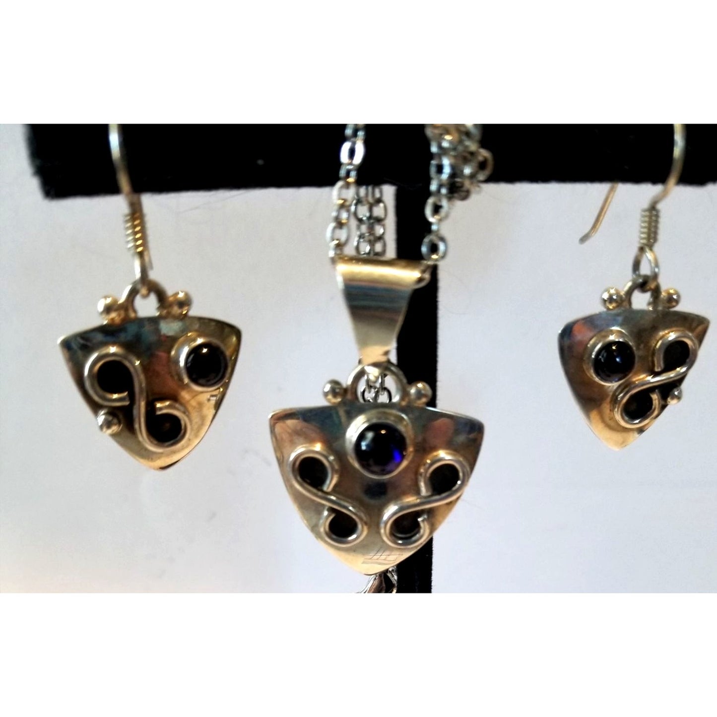 3 Pcs Onyx Earrings Necklace Silver  10 gr 50 ct  2 x  3 cm  2 cm  x 2  cm  16" chain