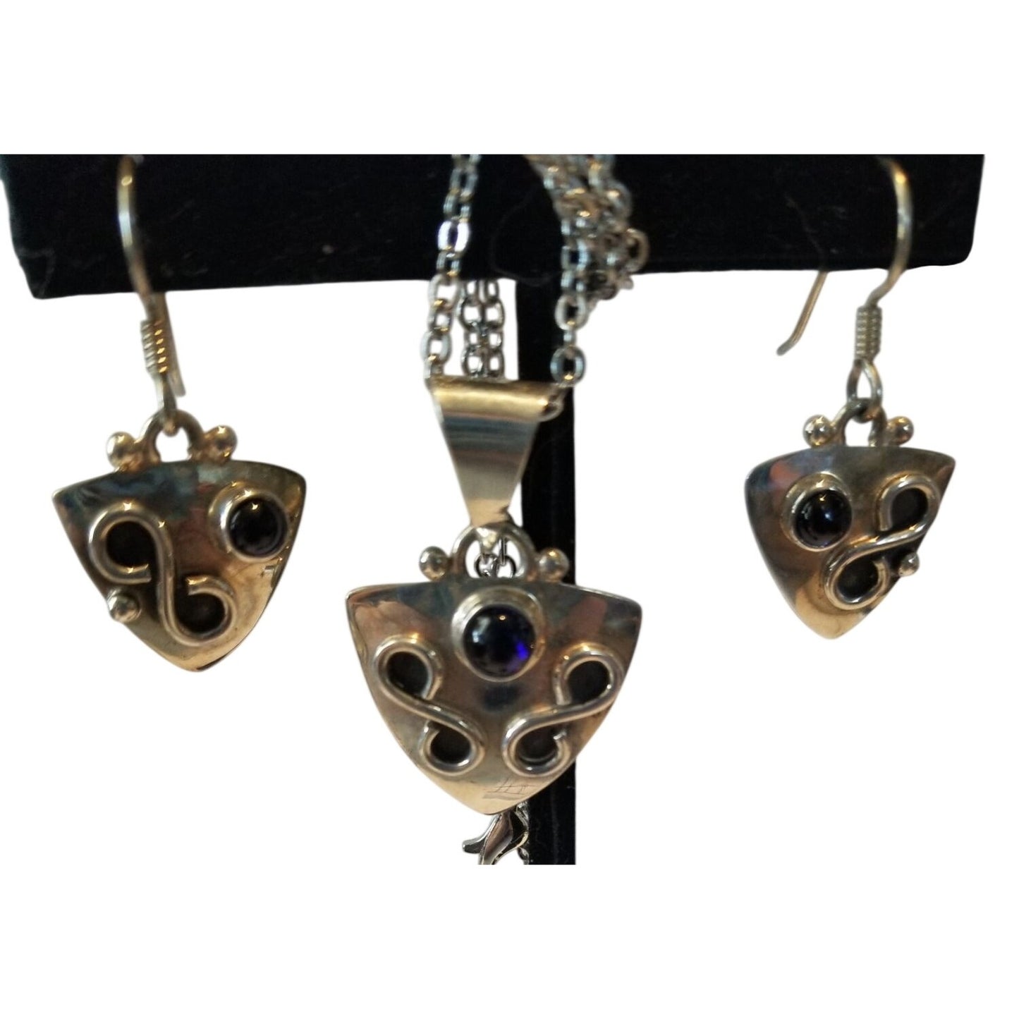 3 Pcs Onyx Earrings Necklace Silver  10 gr 50 ct  2 x  3 cm  2 cm  x 2  cm  16" chain