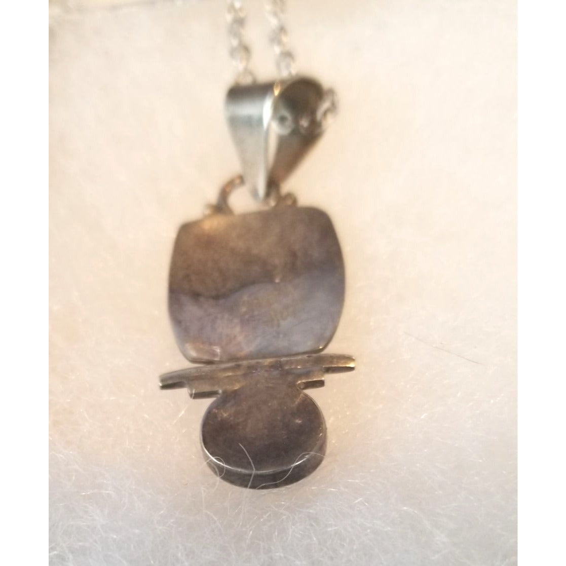 Necklace Silver Onyx Triangle  6.5  gr 32.5 ct  4 cm  x  3 cm  16" chain Onyx