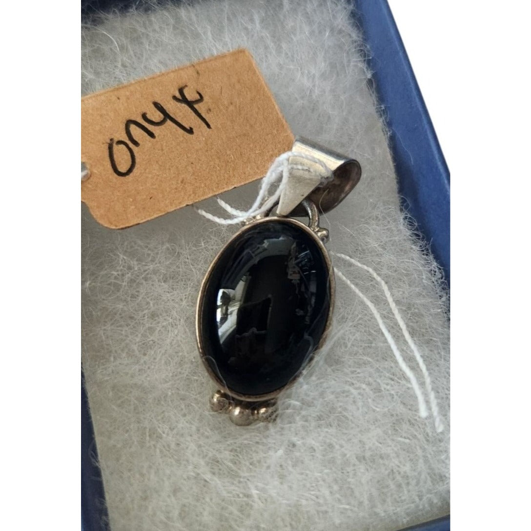 Pendant Onyx Black Silver 4.6 gr 18 mm x 15 mm Bale 10 mm x 8 mm Jerry Fran Harr
