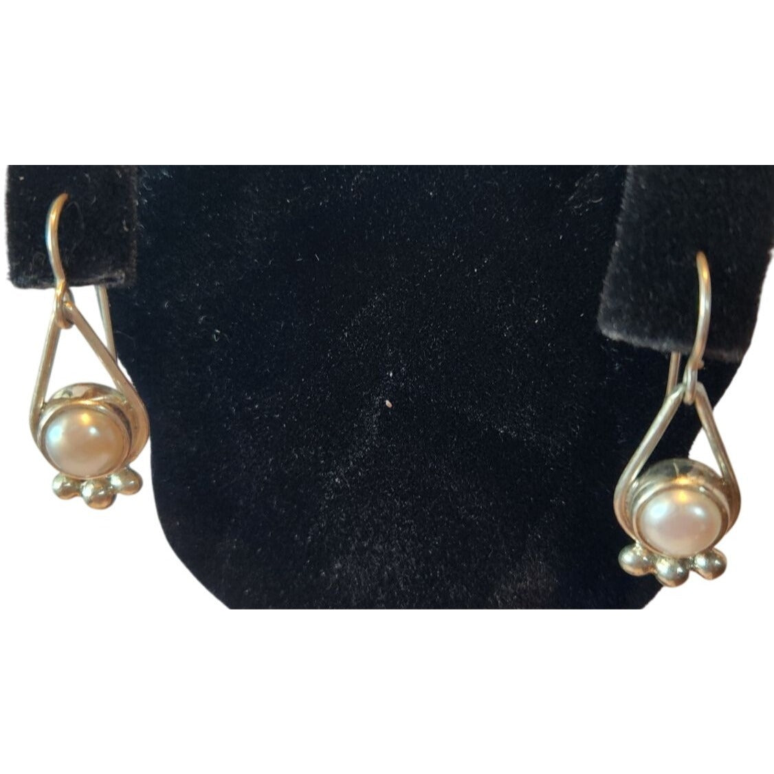 Earrings Pearl Tear Drop Post Silver Drop 5 gr Tear Drop Jerry & Fran Harr Handmade