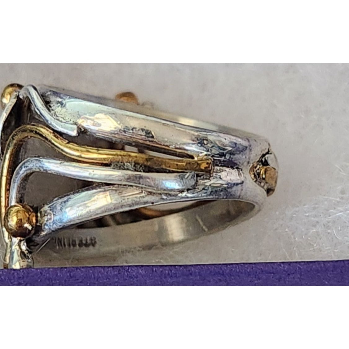 Ring Black Jade Silver Leaves Gold accents  Size 7 1/2  8.1 gr Stone 15 x 8 mm Leaves 15 x 5 mm  Jerry Fran Harr
