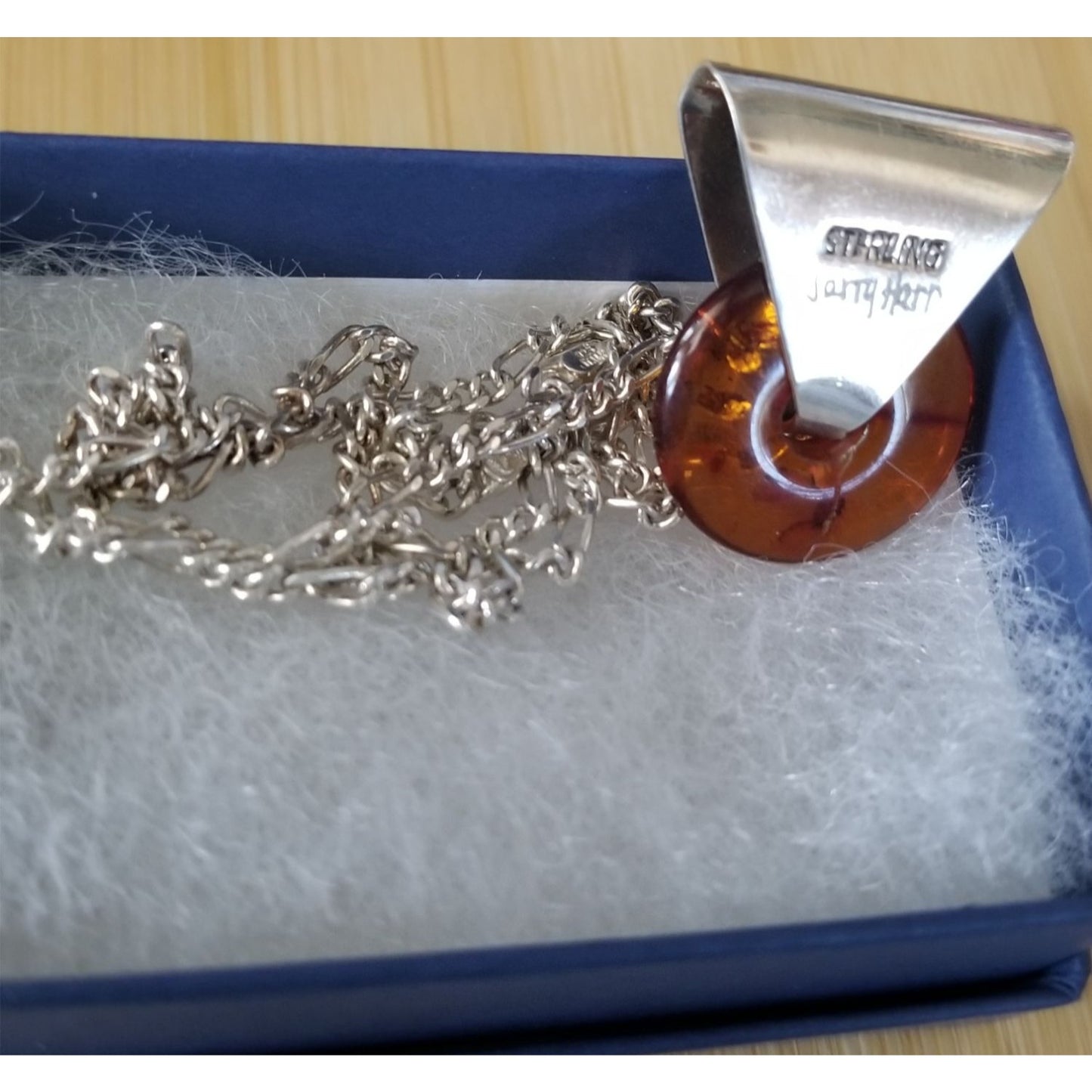 Necklace Amber Circle 9.1 gr  18 cm   Stone Silver 18" Chain 28 cm x 28 cm  Jerry Fran Harr