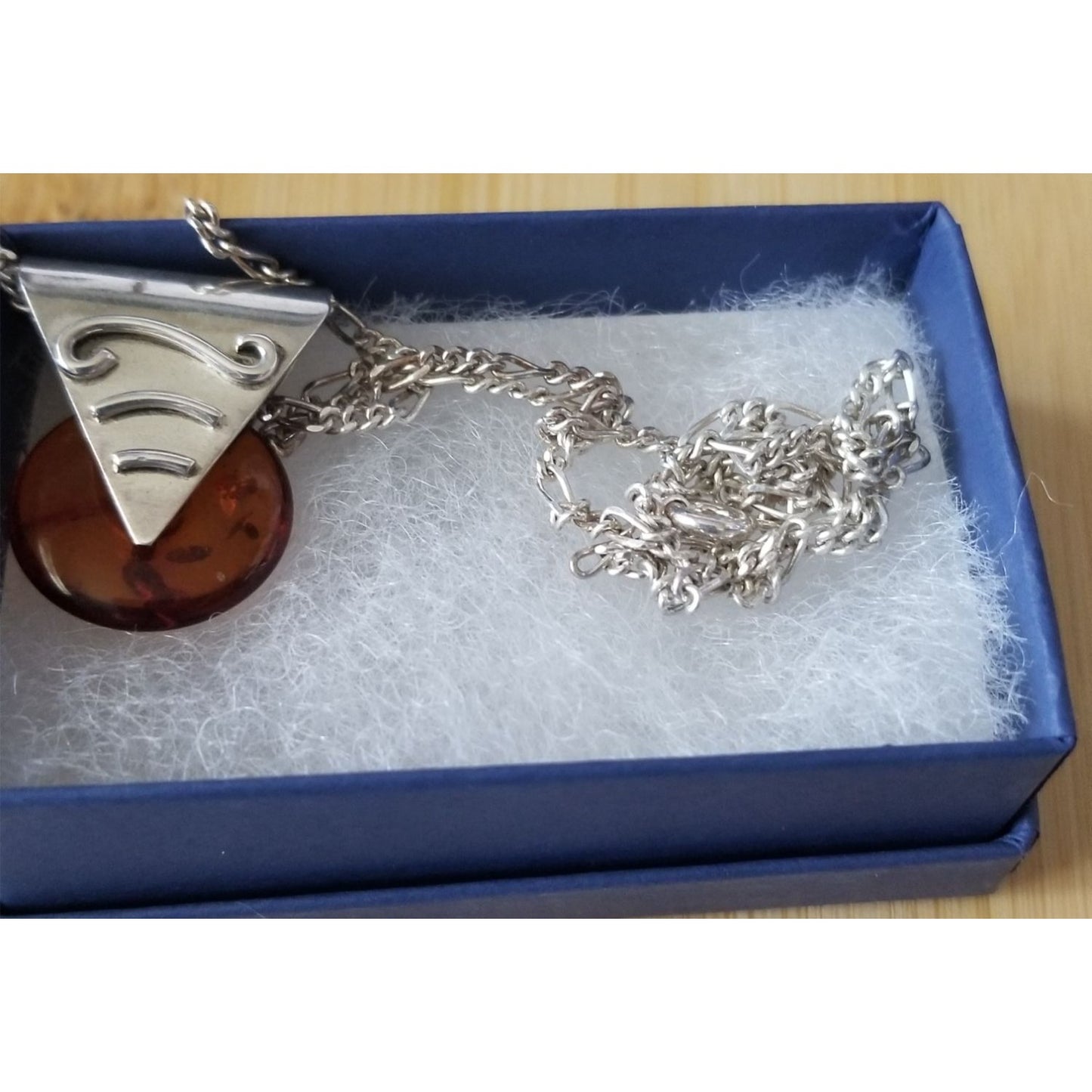 Necklace Amber Circle 9.1 gr  18 cm   Stone Silver 18" Chain 28 cm x 28 cm  Jerry Fran Harr