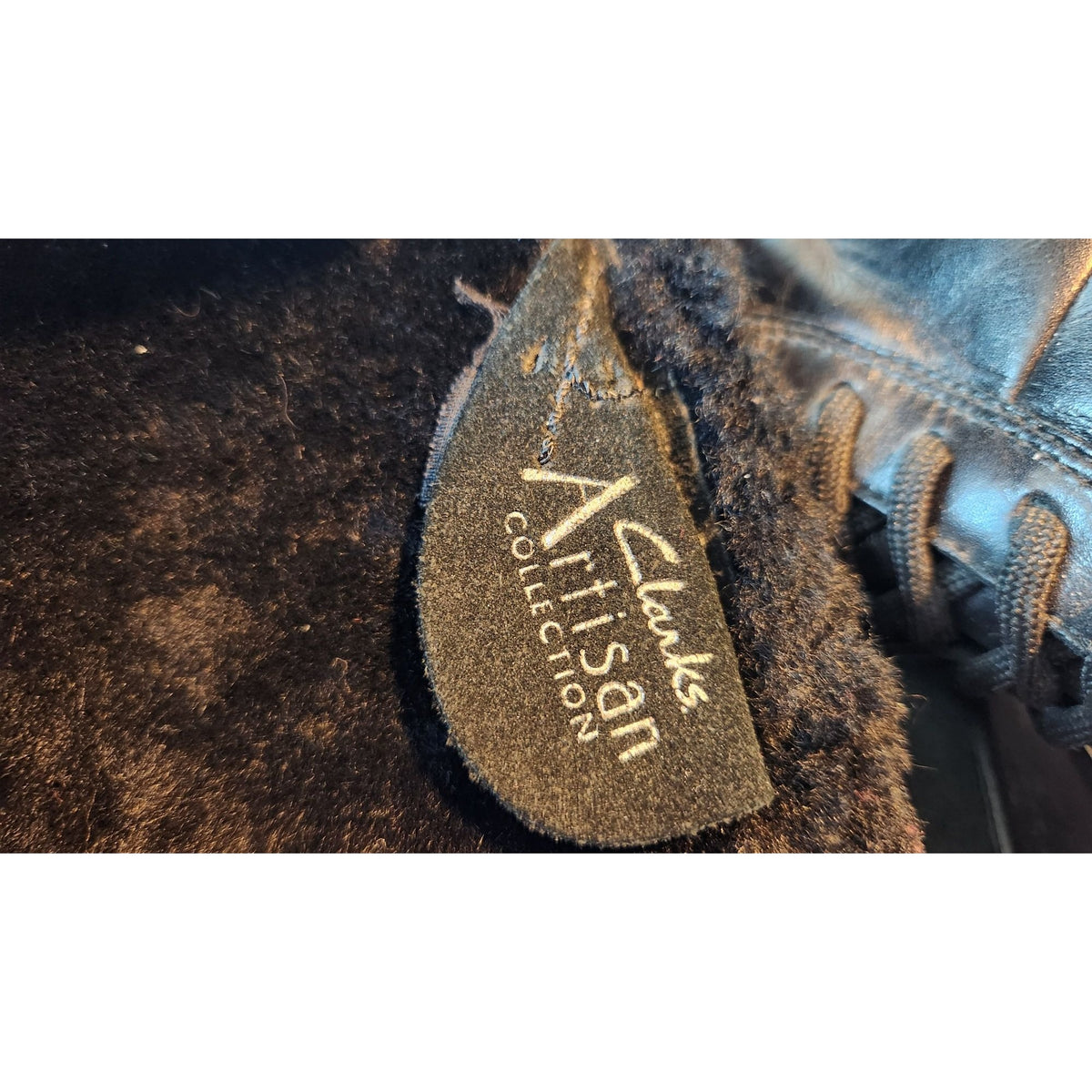 Boots Clarks Artisan Collection Black Leather Shearling Lined Tall Womens 6.5M Warm & Stylish Winter Footwear