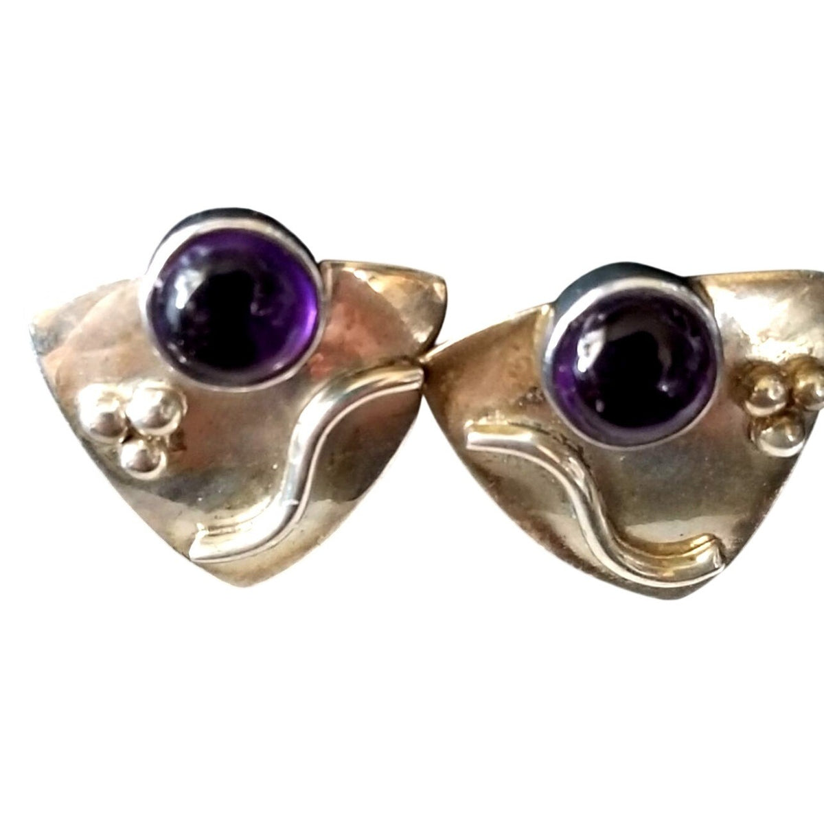 Earrings Silver Garnet  4.1 Gr  20.5 ct  2 cm  x 2 cm  Triangle  0.5 cm Garnet Silver