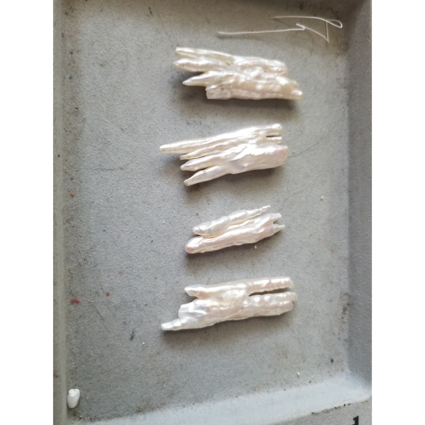 Loose Pearl White Biwa Double Stick Pearl Bag 1  Braque 16 "  Bin Pearl  10 Pcs 223  ct  44.6  gr  15 mm  x 45 mm