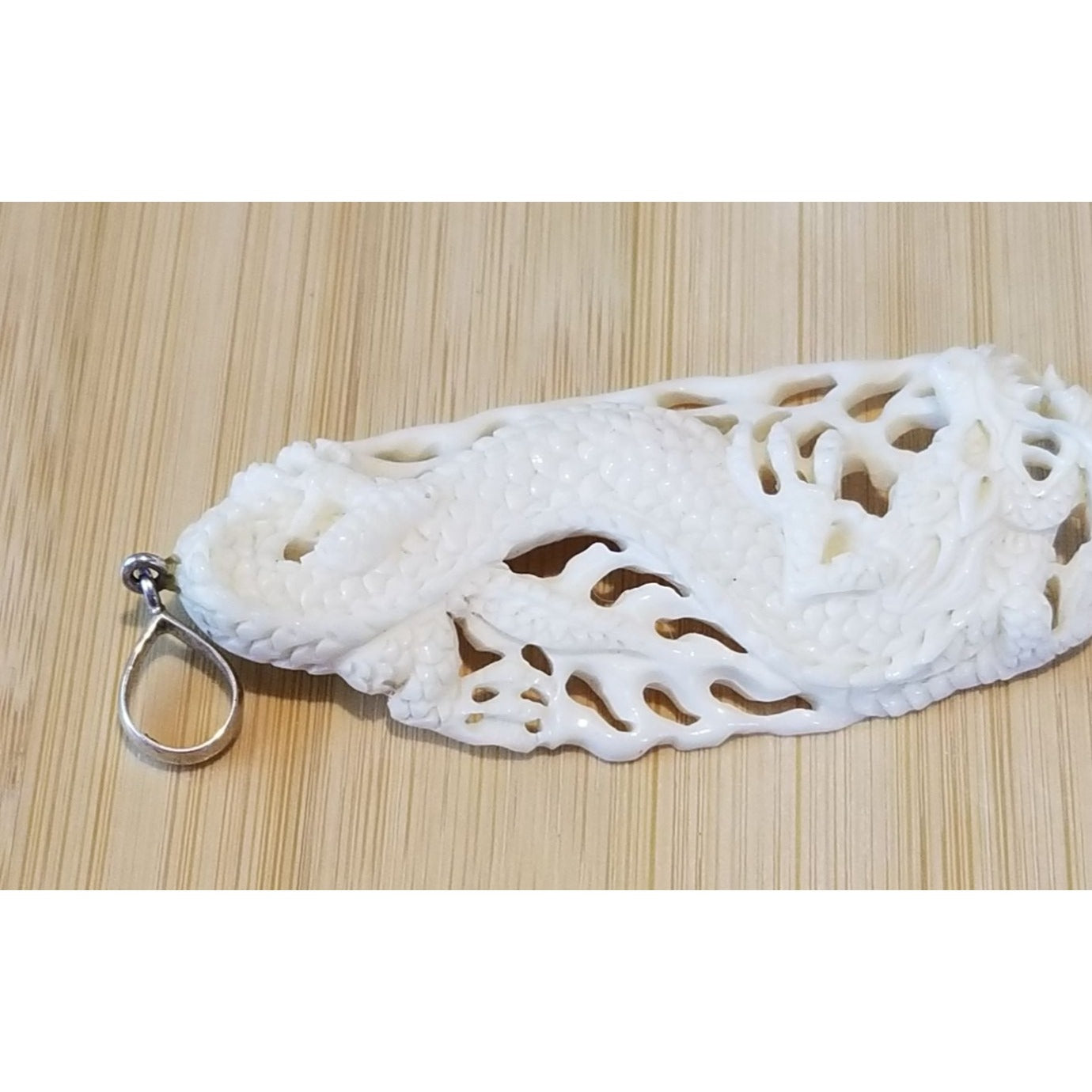Pendant White Jade Carved Dragon Antique Lucky Medalion Oval 52.5 ct  10.5 Gr  65 mm x 30 mm