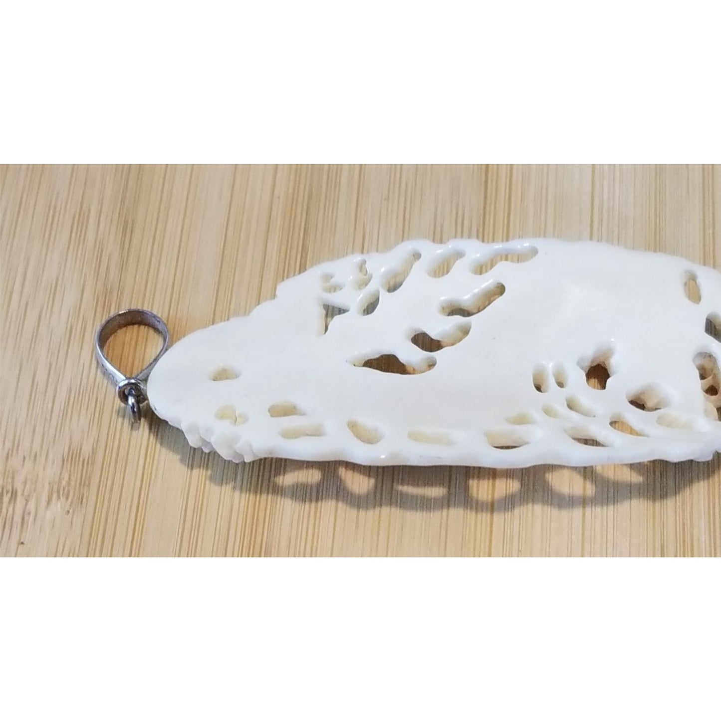 Pendant White Jade Carved Dragon Antique Lucky Medalion Oval 52.5 ct  10.5 Gr  65 mm x 30 mm